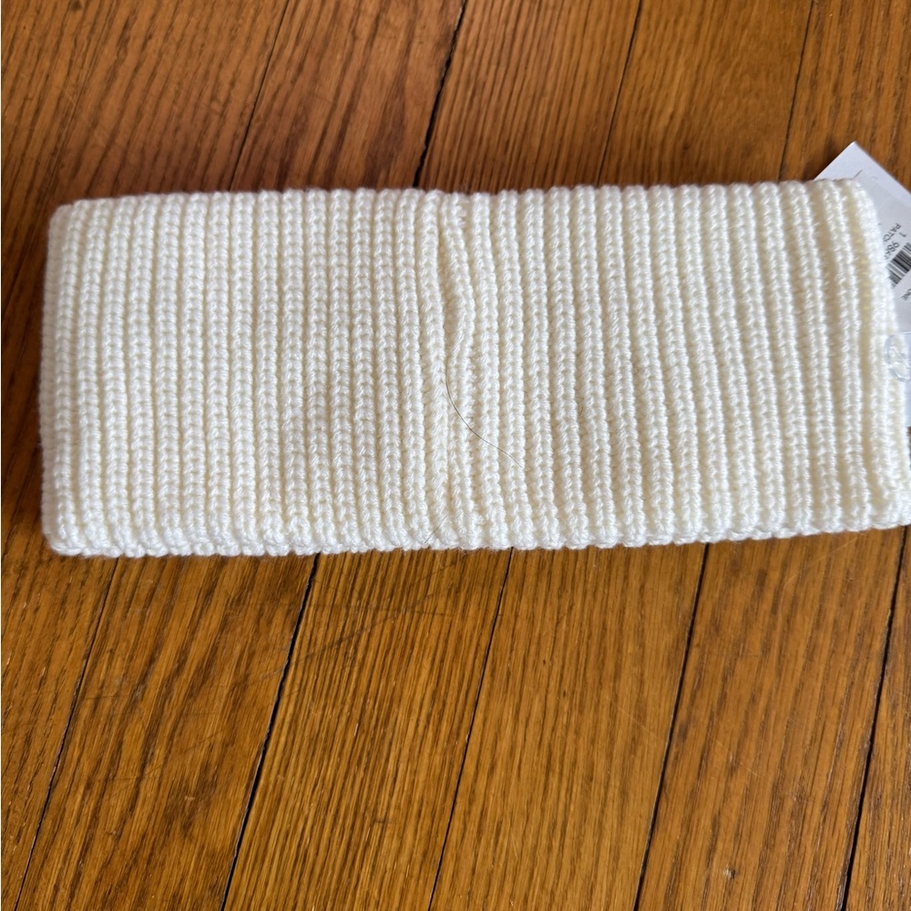 Coach ear warmer NWT - Picture 3 of 5